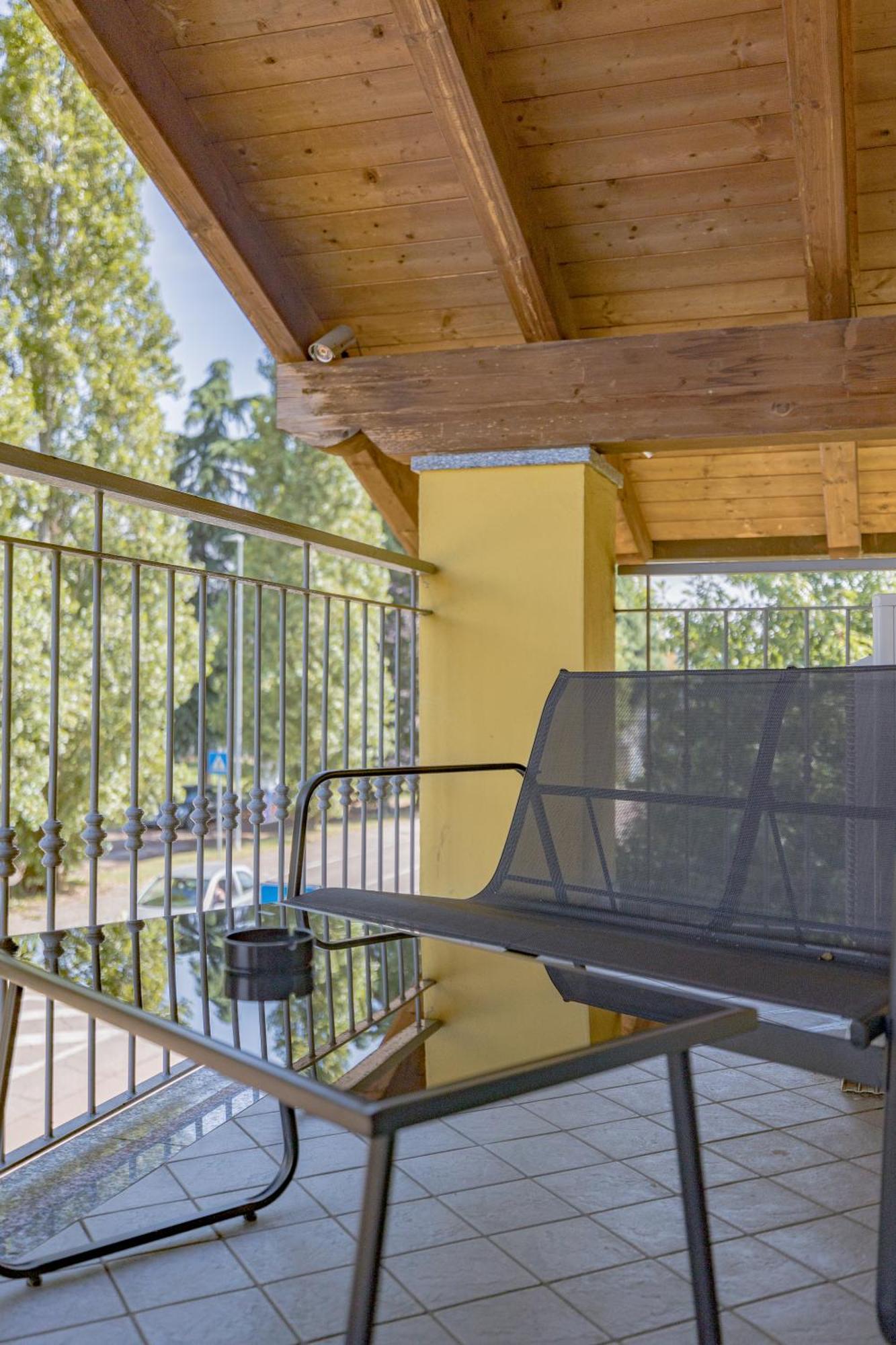 B&B Villa Milano By Rhospitality It Cornaredo Exterior foto